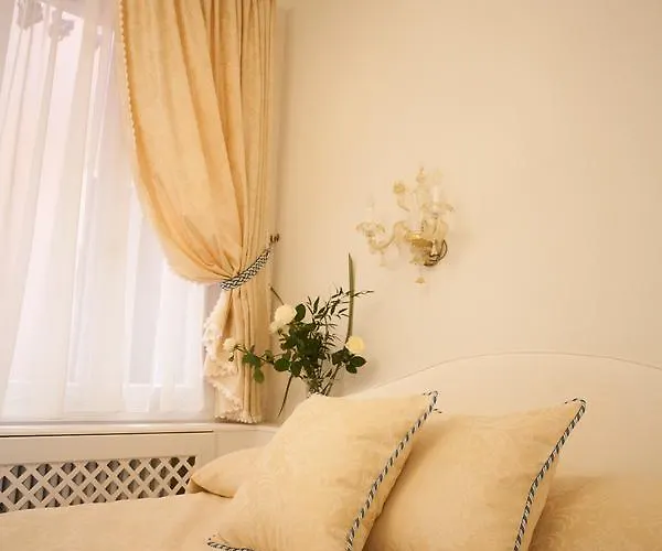 Bed & Breakfast Antico Mercato 3*