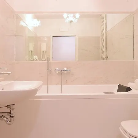 Frühstückspension Antico Mercato 3*