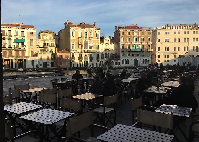 Bed and breakfast Antico Mercato 3*